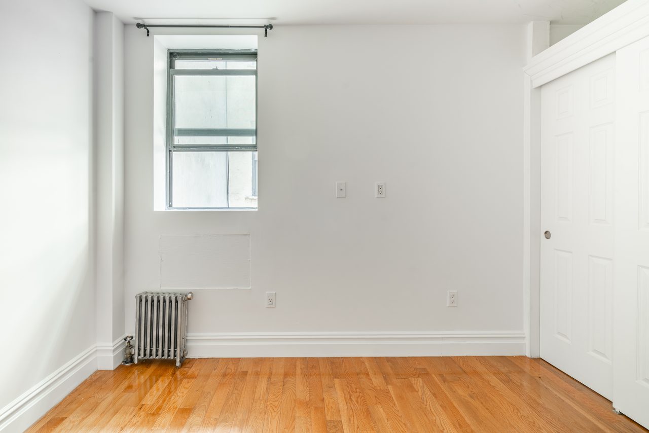 a room in East Village photo 3