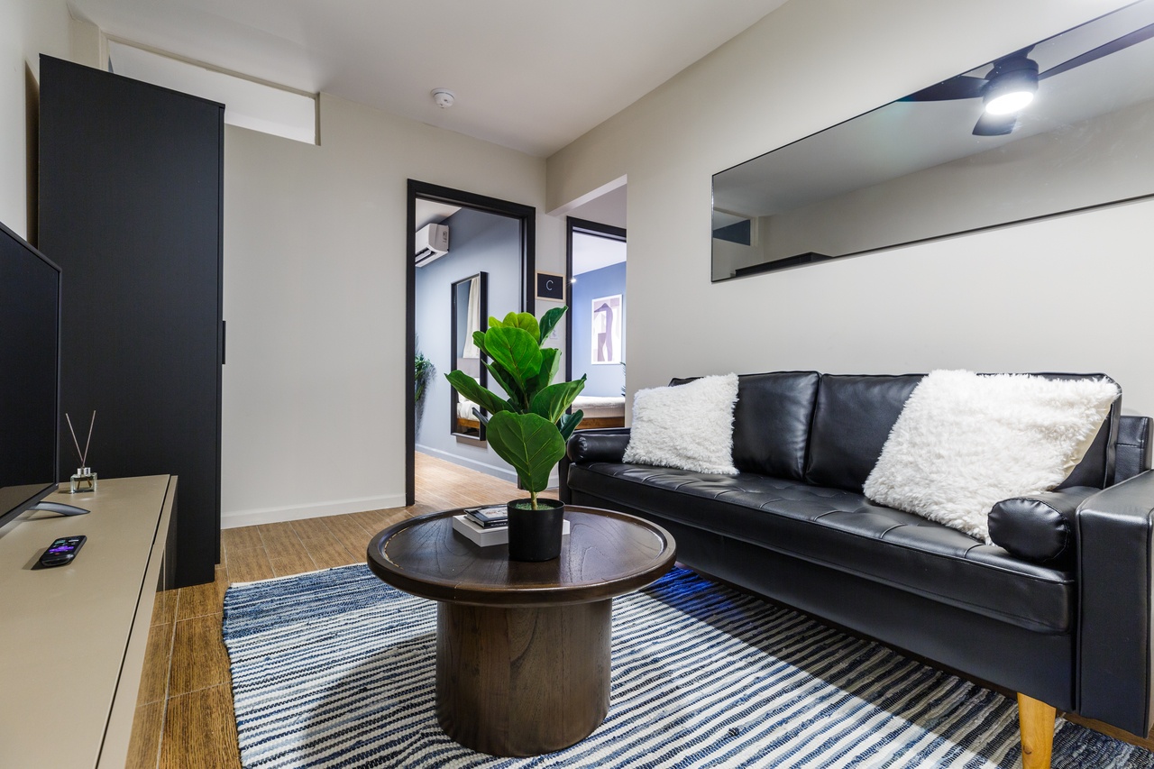 a room in Lower East Side photo 4