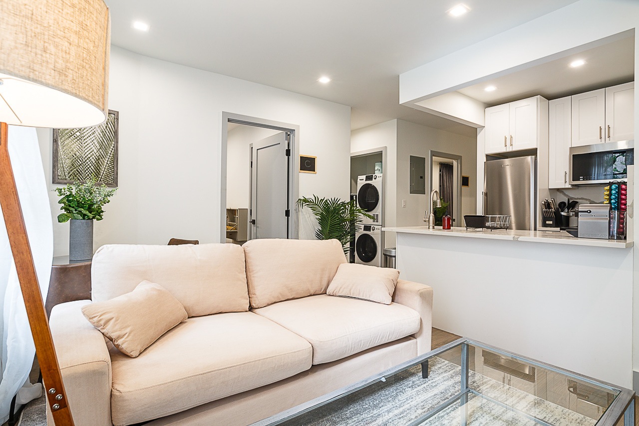 a room in Morningside Heights photo 5