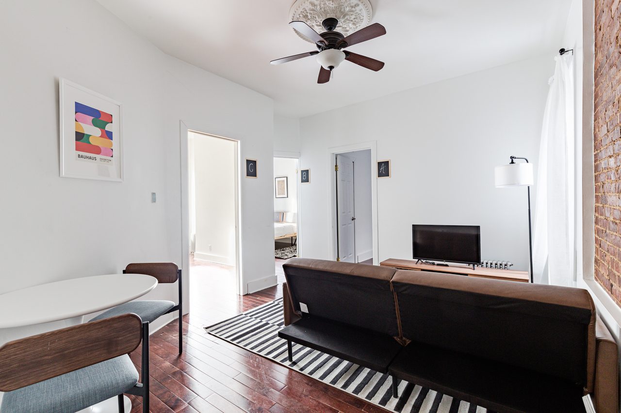 a room in Sugar Hill photo 7