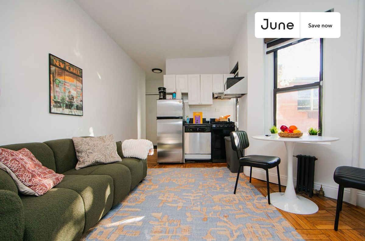 a room in East Village photo 2