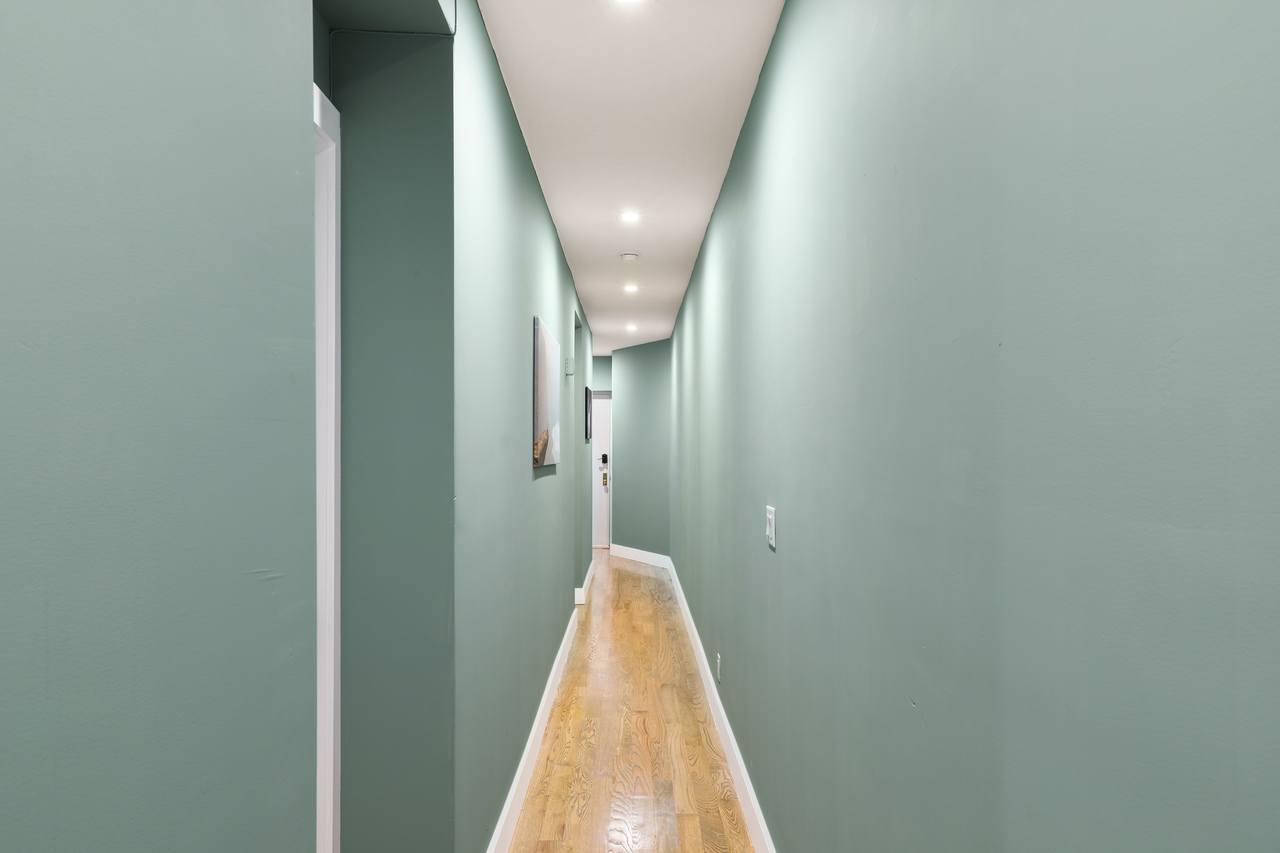 a room in Harlem photo 6