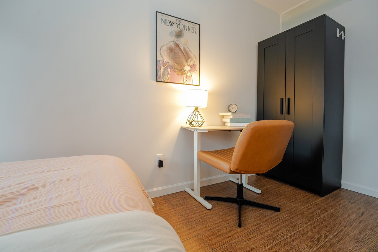 private room in Lower East Side photo 4