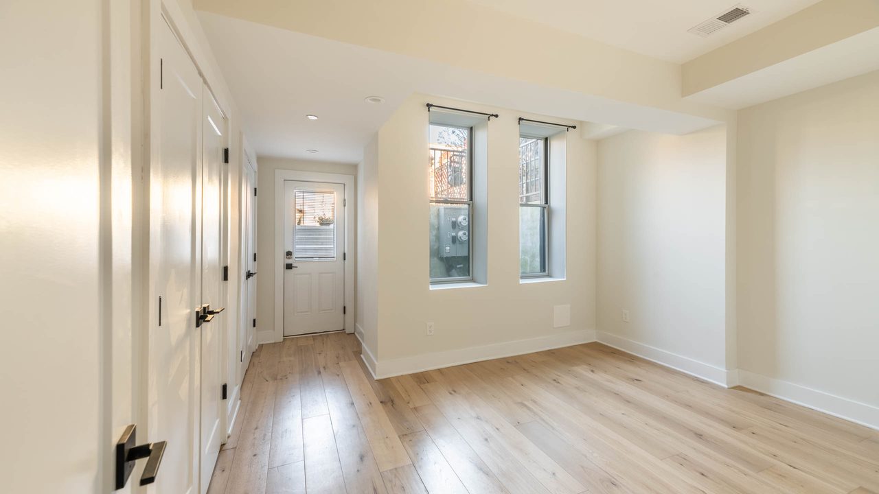 private room in Northwest Washington photo 2