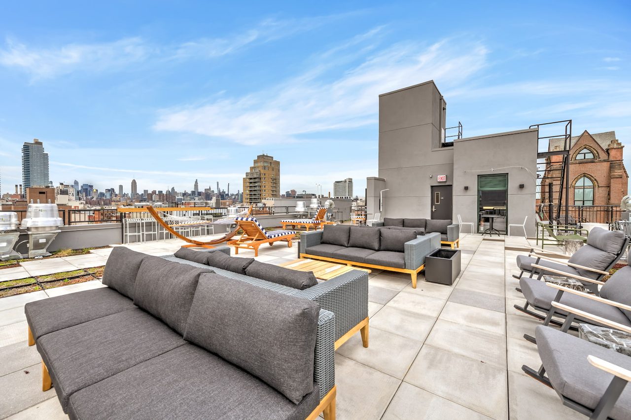 a room in Williamsburg photo 5