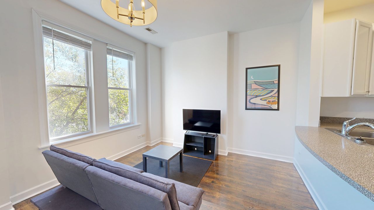a room in Near West Side photo 4