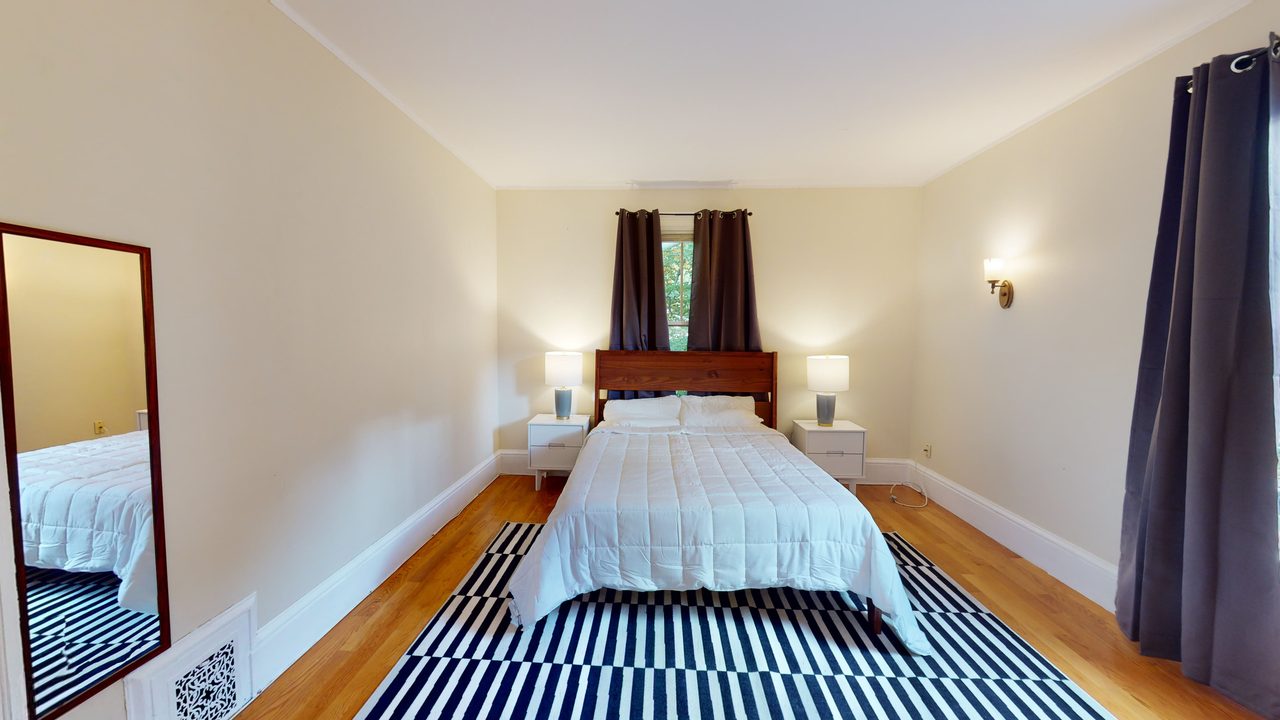 a room in Auburndale photo 3