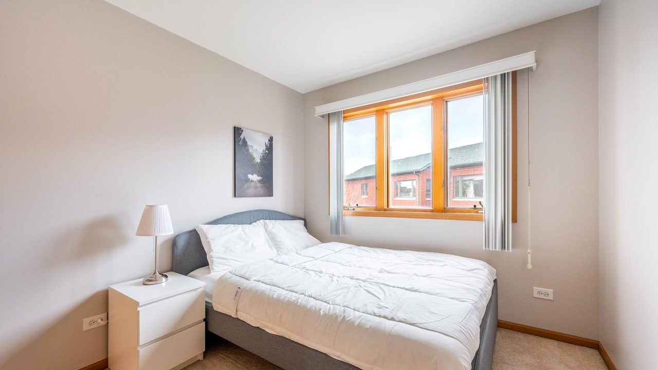 a room in Armour Square