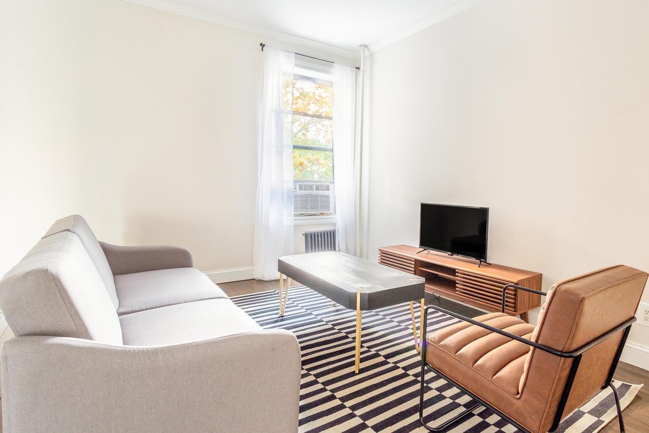 a room in LIC photo 5