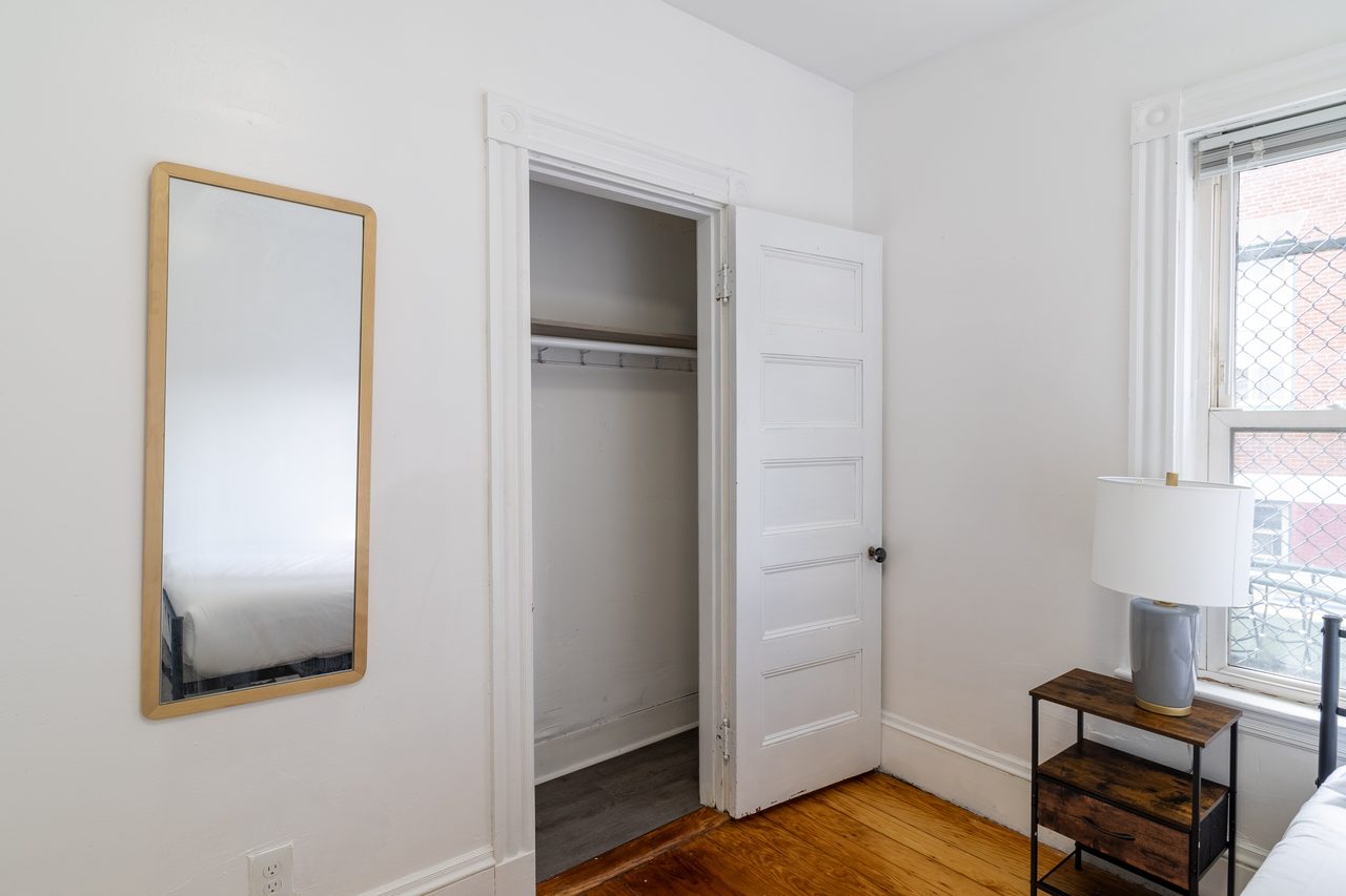a room in Dorchester photo 3