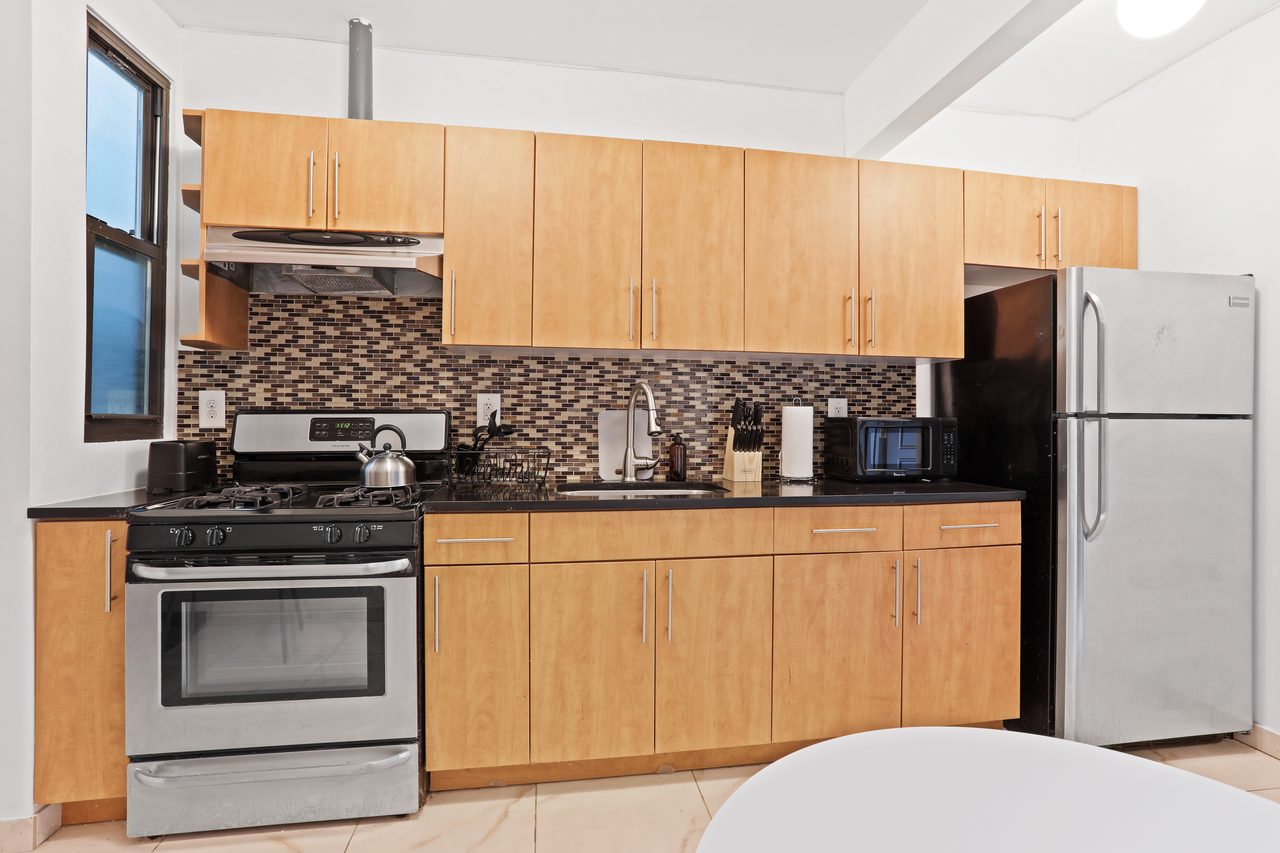 a room in East Harlem photo 5