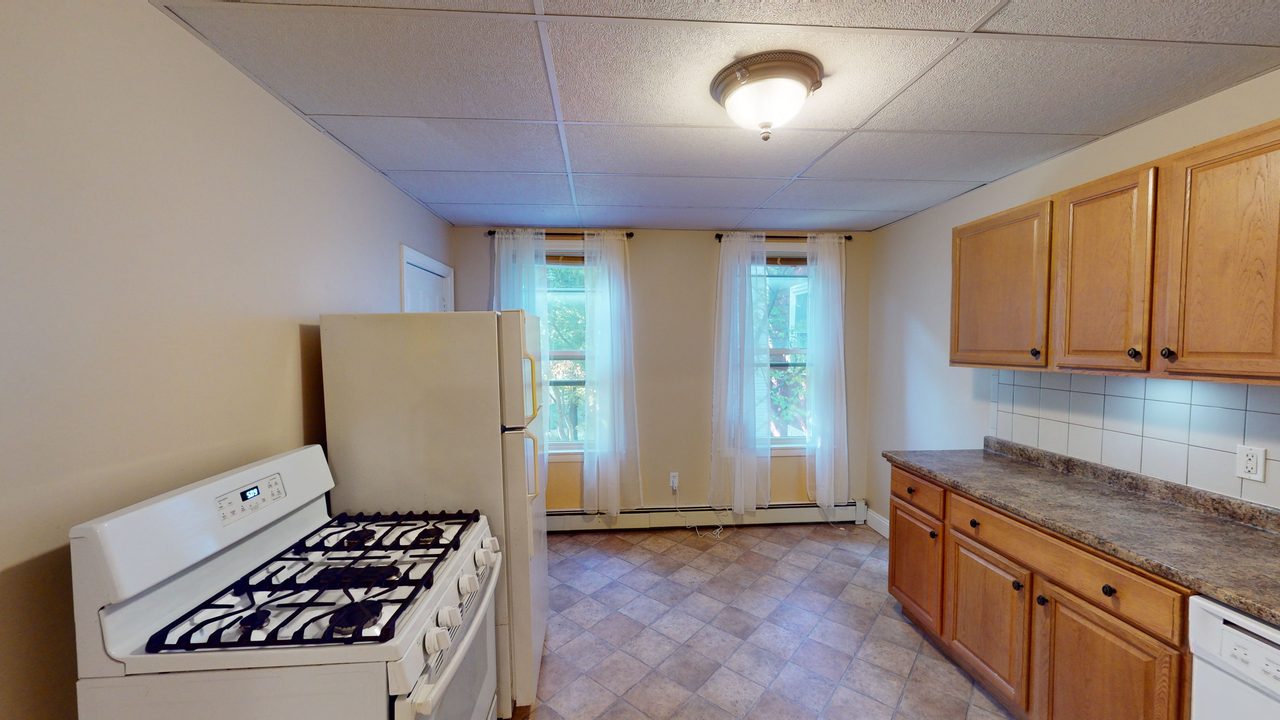 a room in Wellington-Harrington photo 5