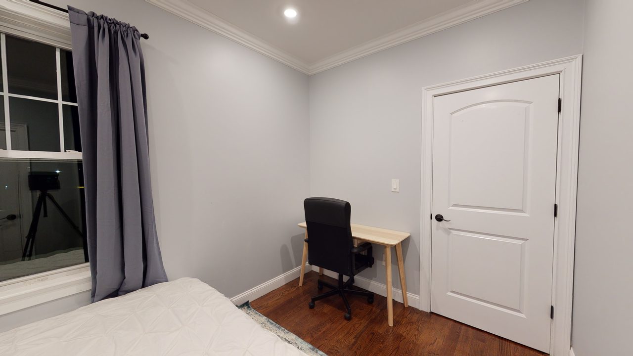 a room in Winter Hill photo 4