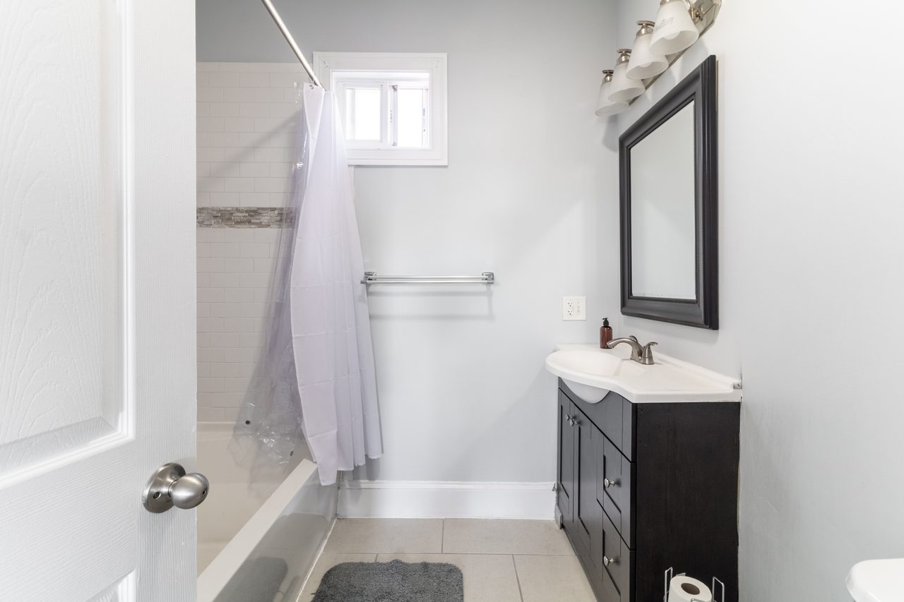 private room in Dorchester photo 9