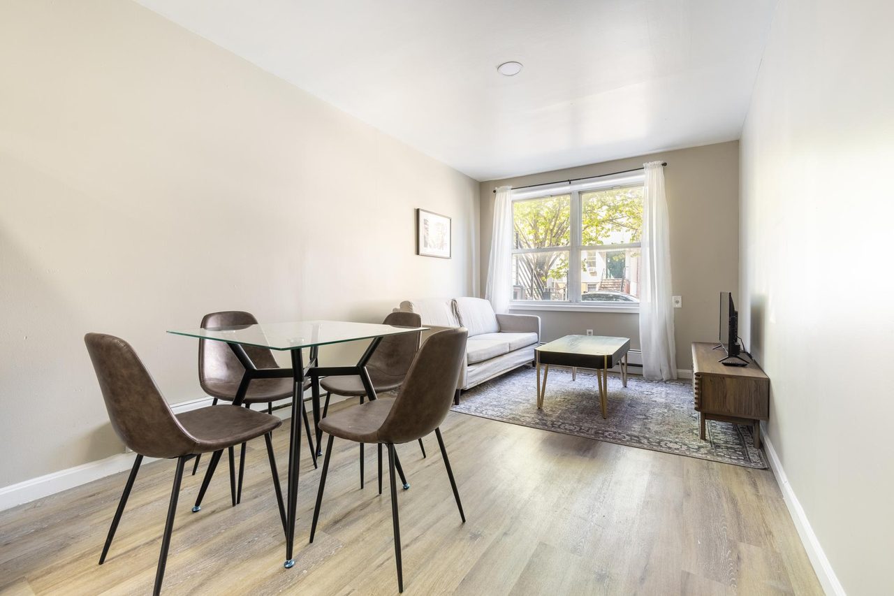 a room in Fort Greene photo 5