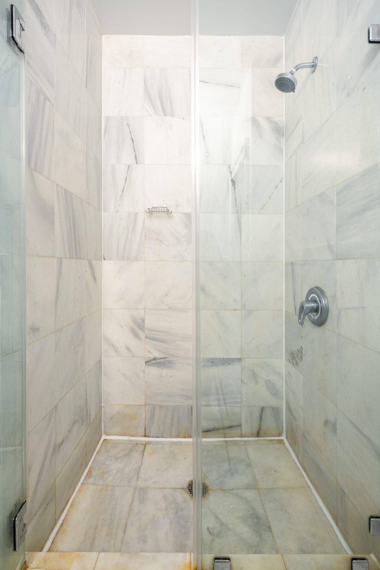a room in Hell's Kitchen photo 6