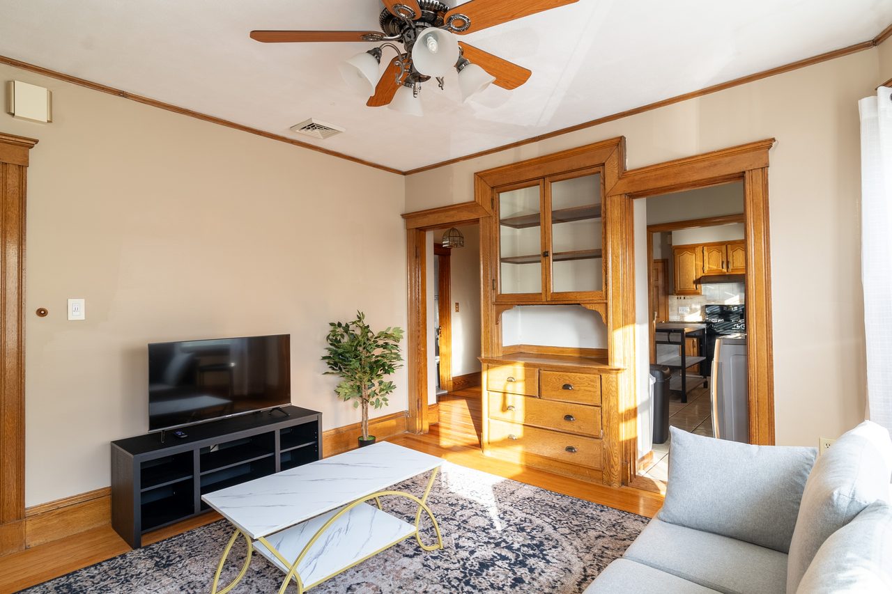 a room in West Medford photo 5