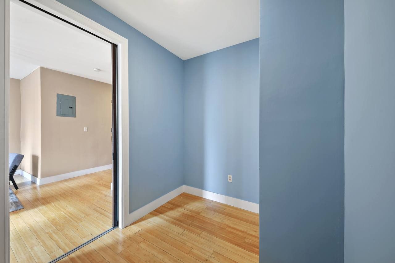 a room in Harlem photo 6