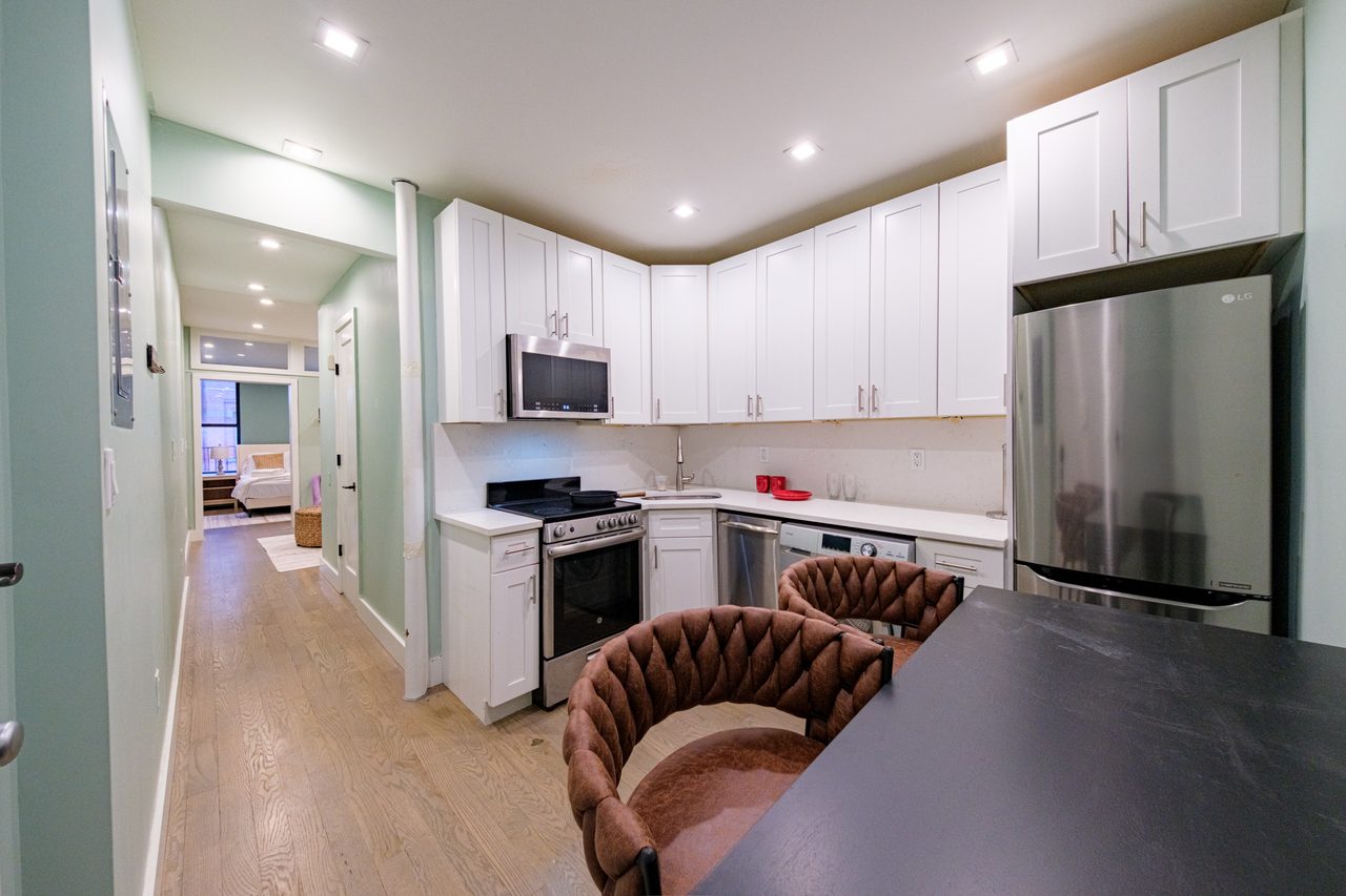a room in East Harlem photo 3