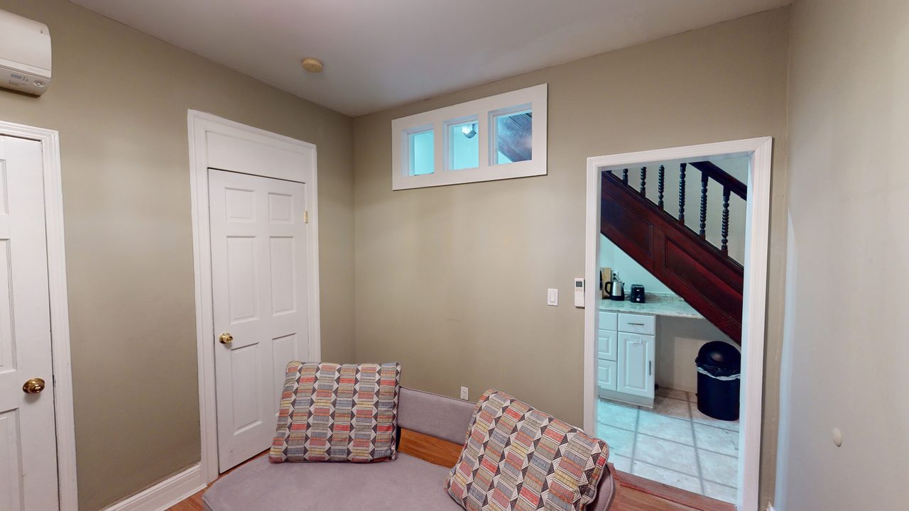 a room in Sunset Park photo 5