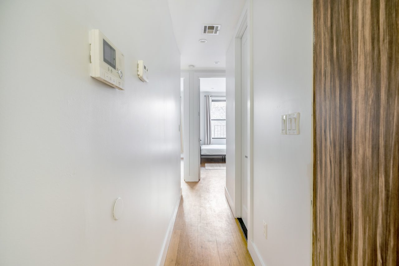 a room in Harlem photo 9