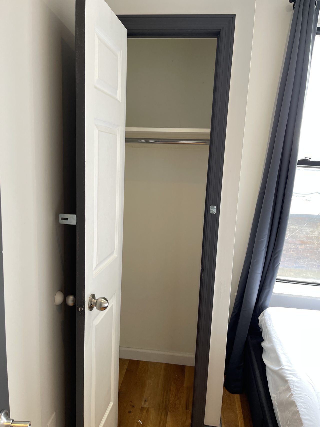 a room in Morningside Heights photo 4