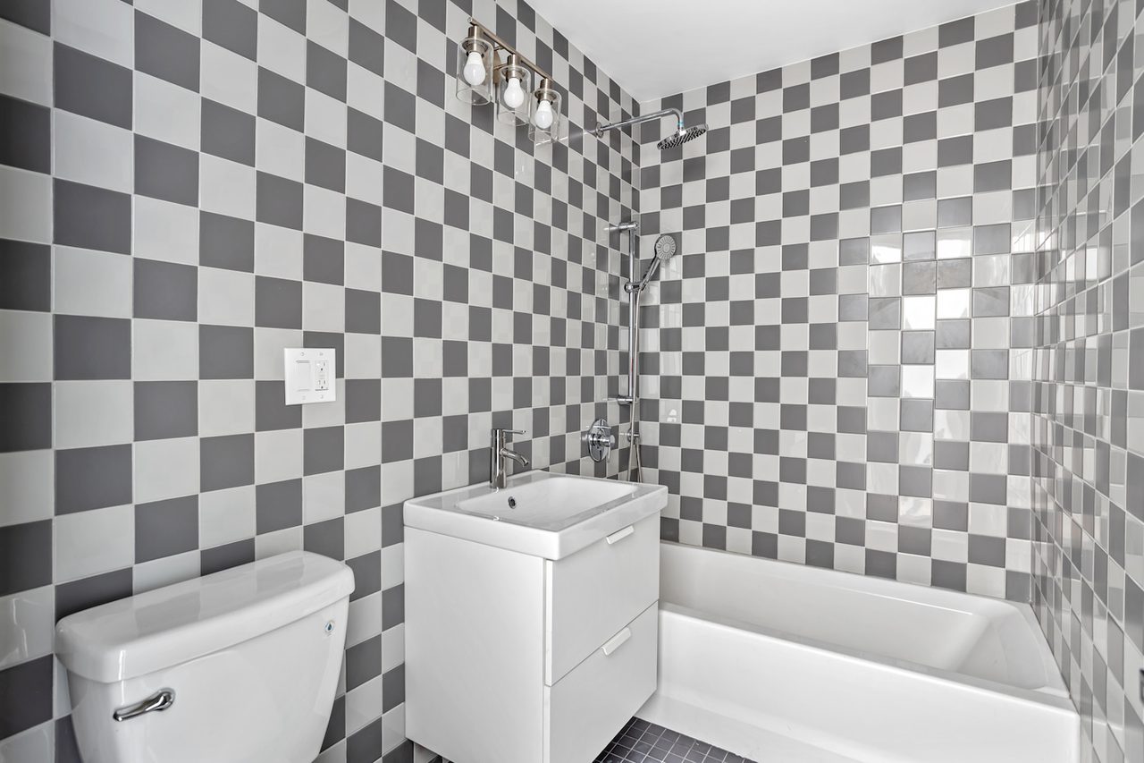 a room in Sugar Hill photo 5