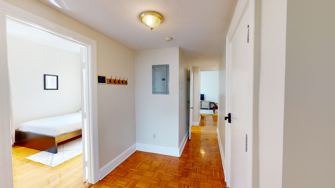 a room in Allston photo 7