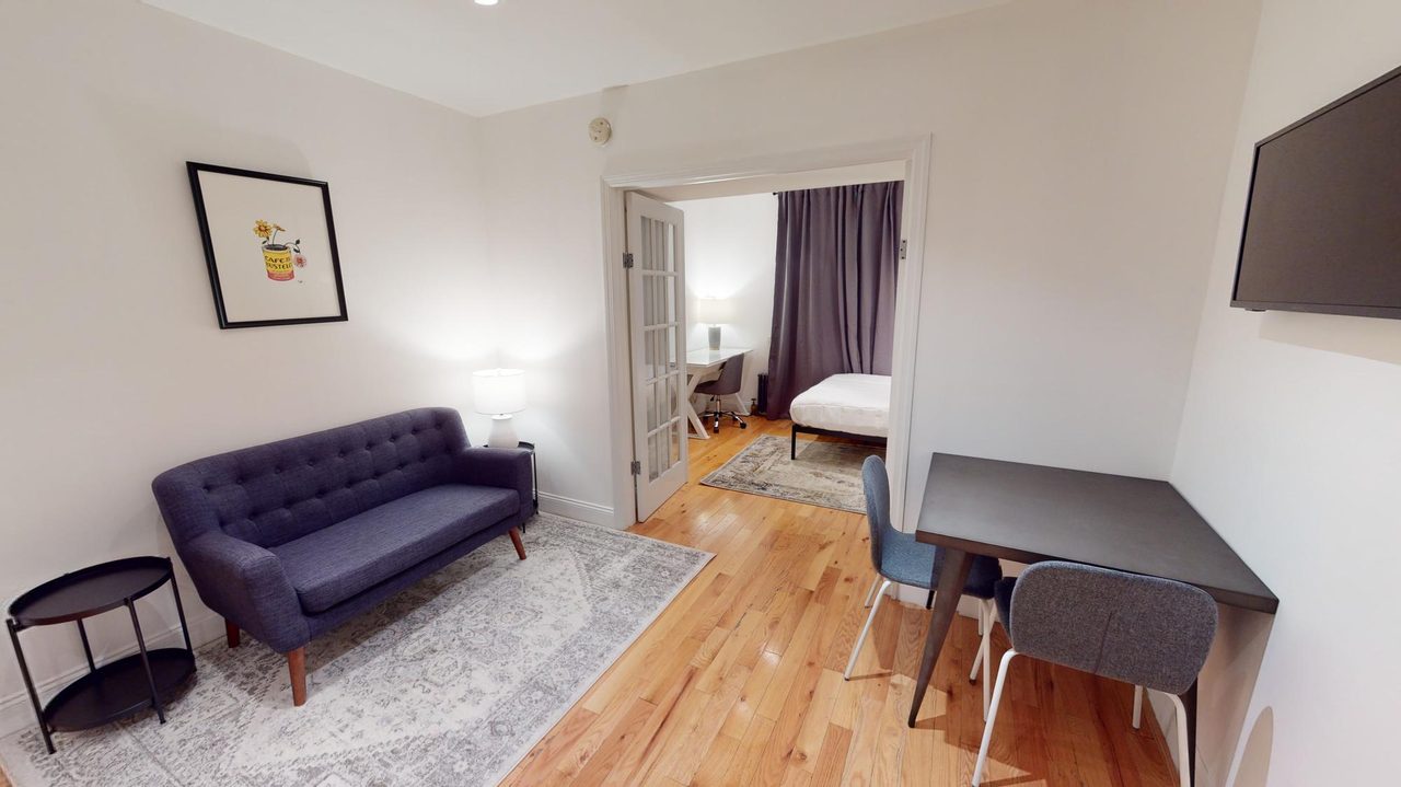 a room in East Village photo 2