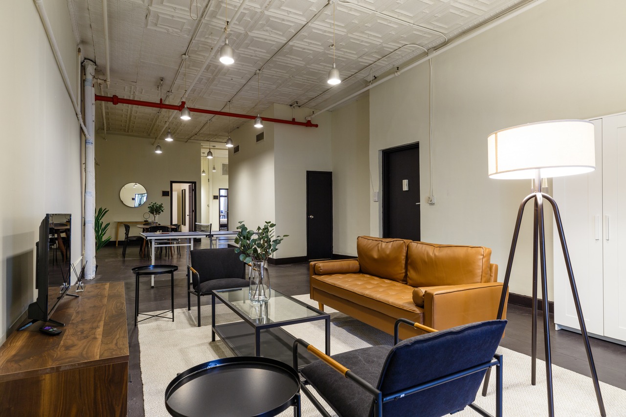a room in West Village photo 4