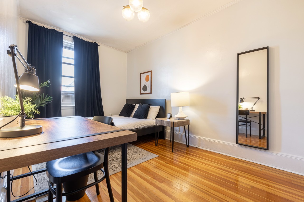 a room in North End