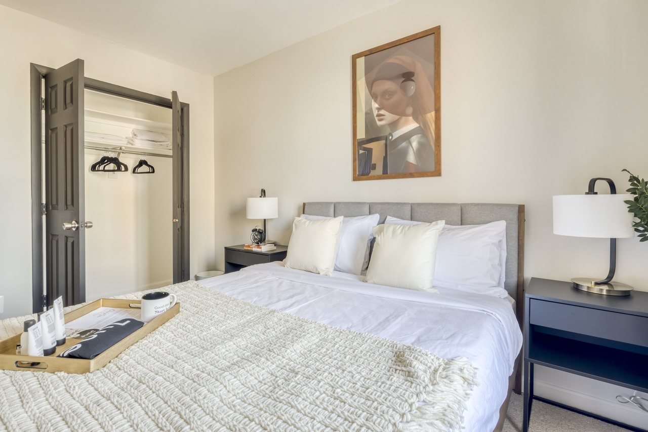 a room in H Street Corridor photo 3