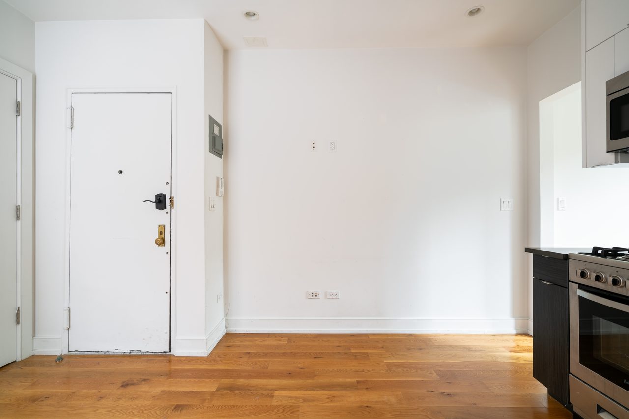a room in East Village photo 5