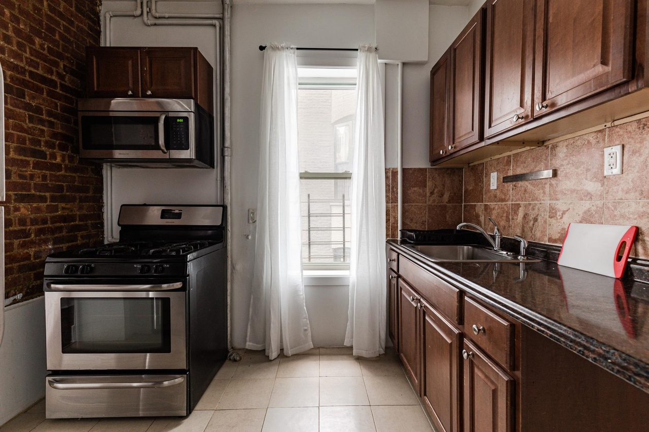 a room in Sugar Hill photo 5