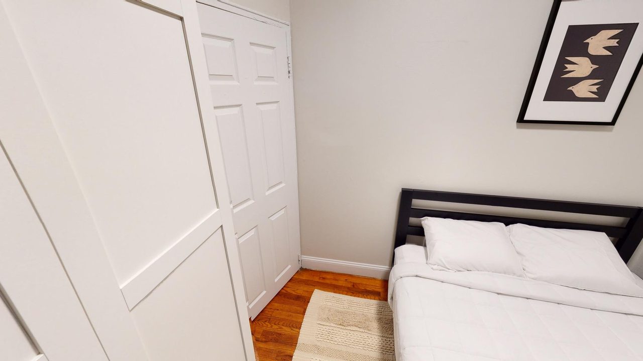a room in East Village photo 2
