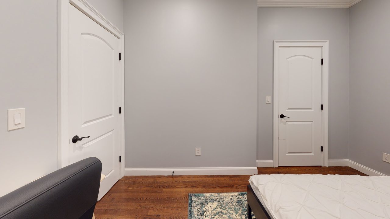 a room in Winter Hill photo 5