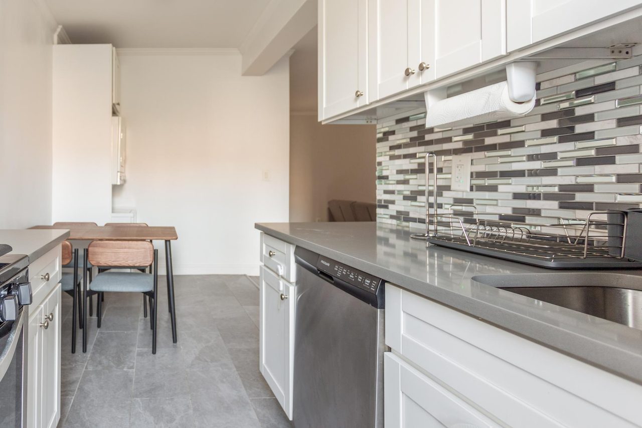 a room in LIC photo 7