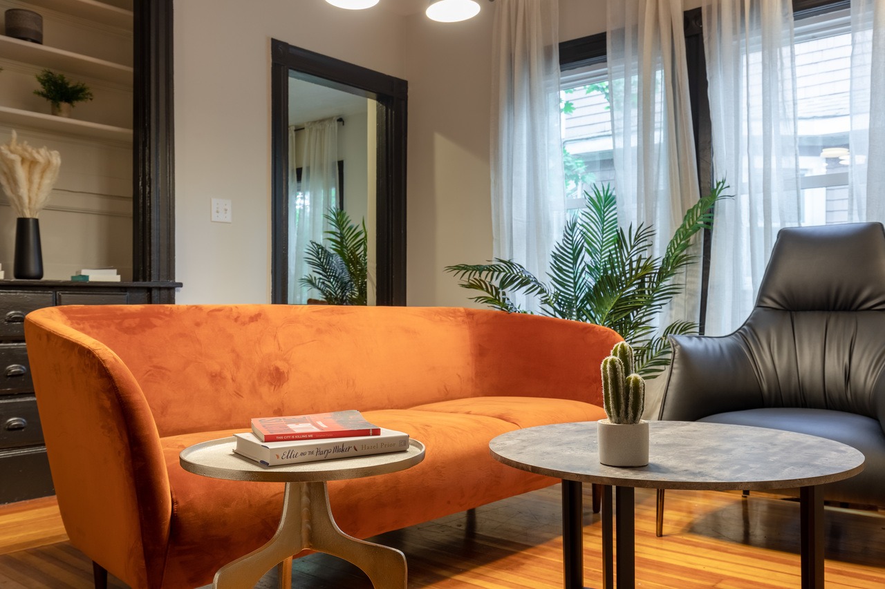 a room in Allston photo 5