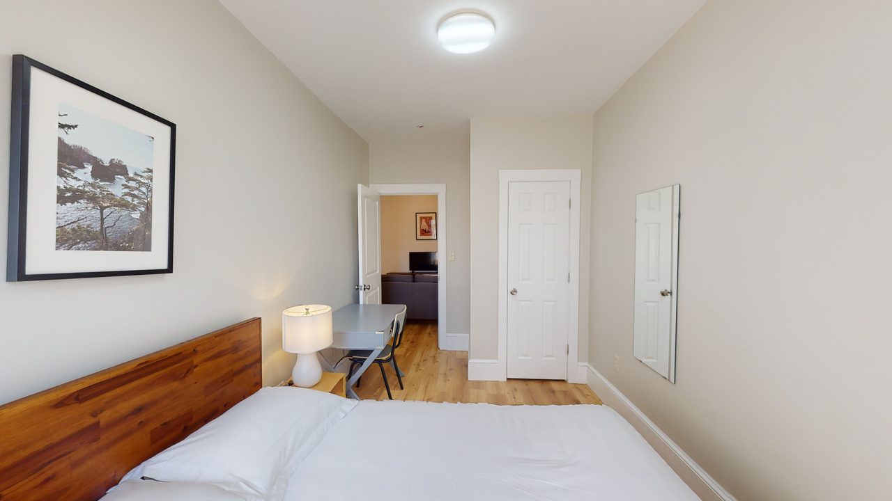 a room in Brighton photo 2