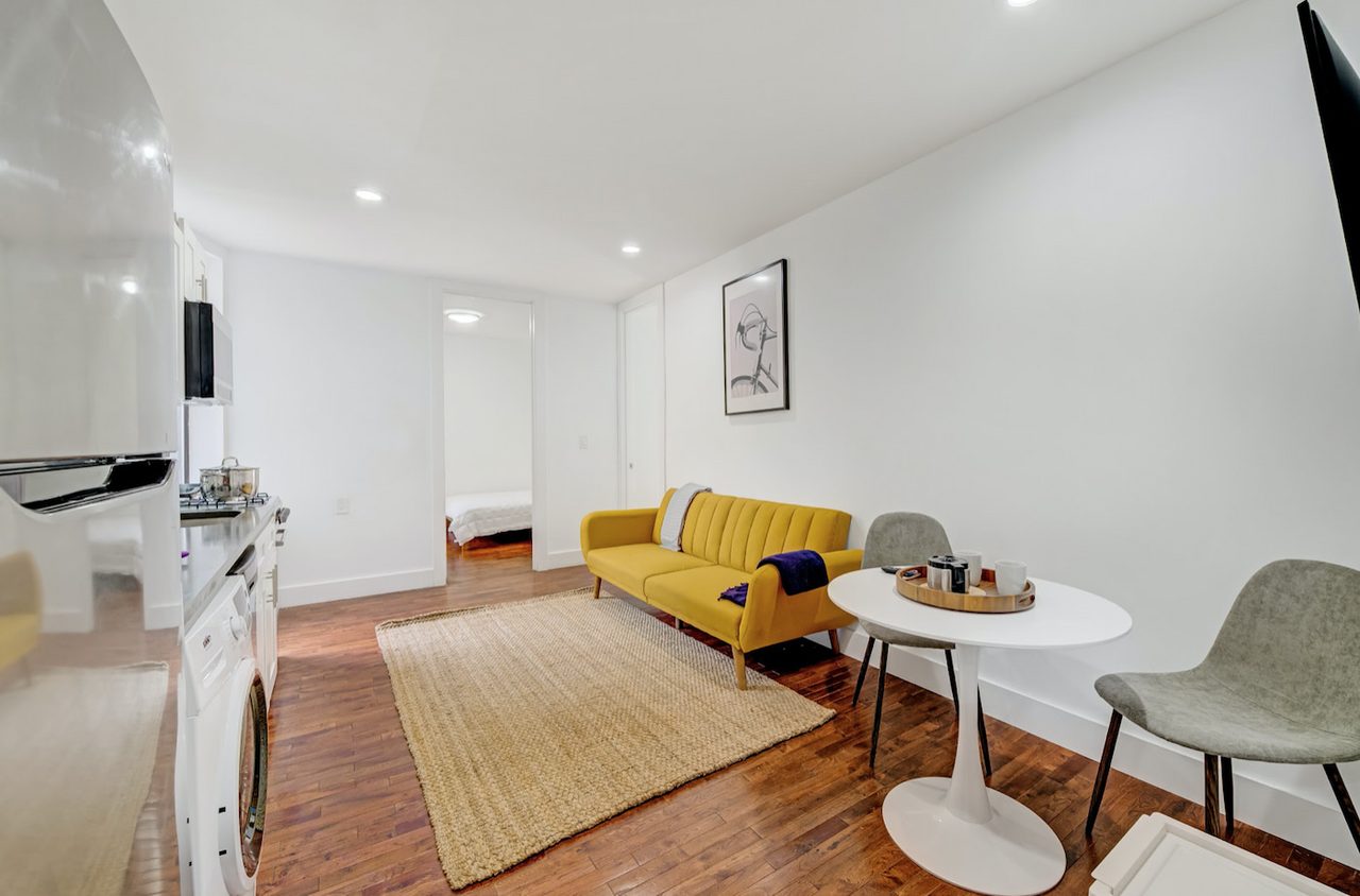 a room in Kensington photo 5