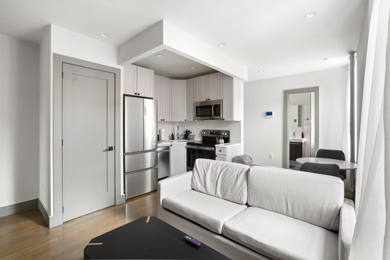 a room in East Harlem photo 5