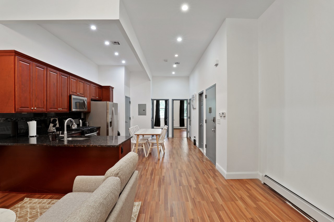 a room in Bushwick photo 4