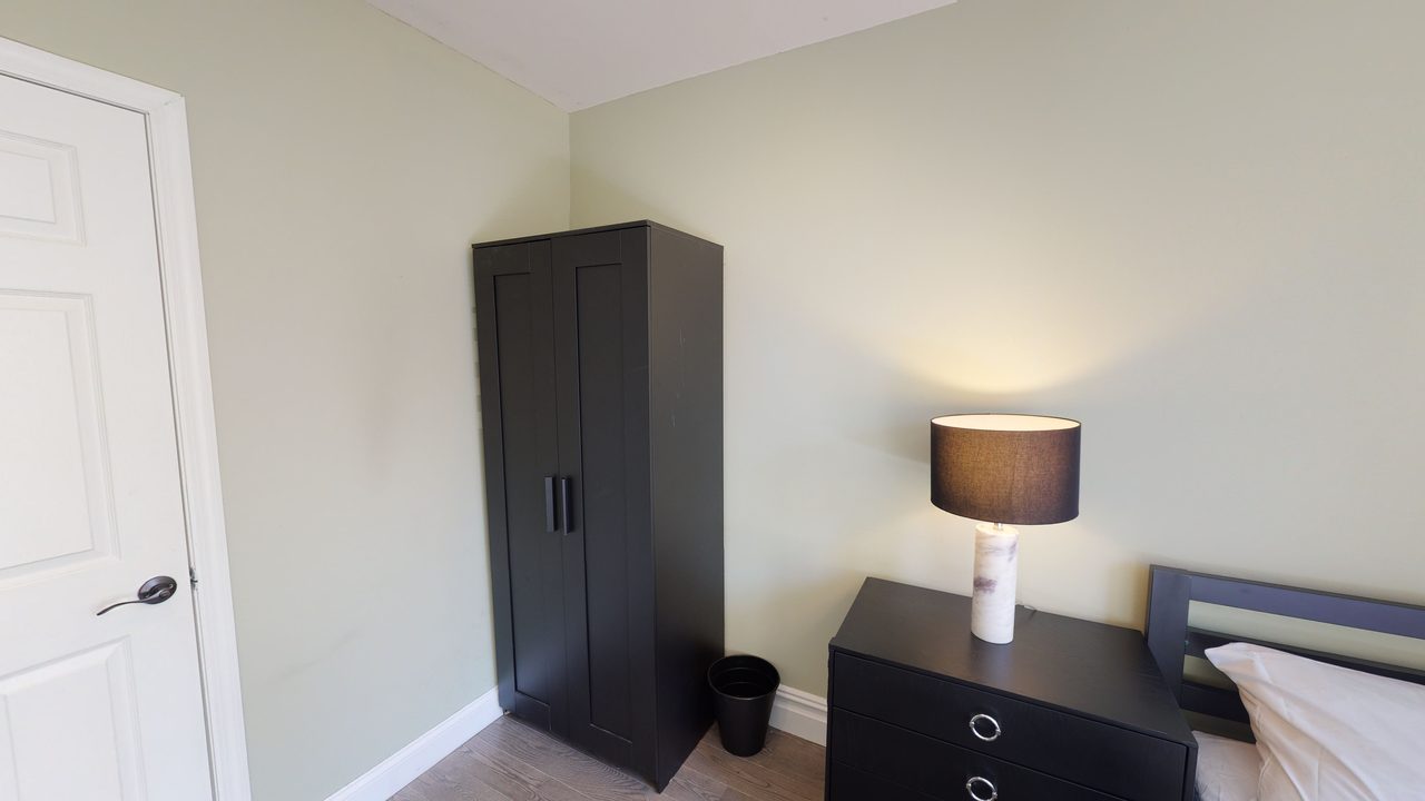 a room in East Village photo 2