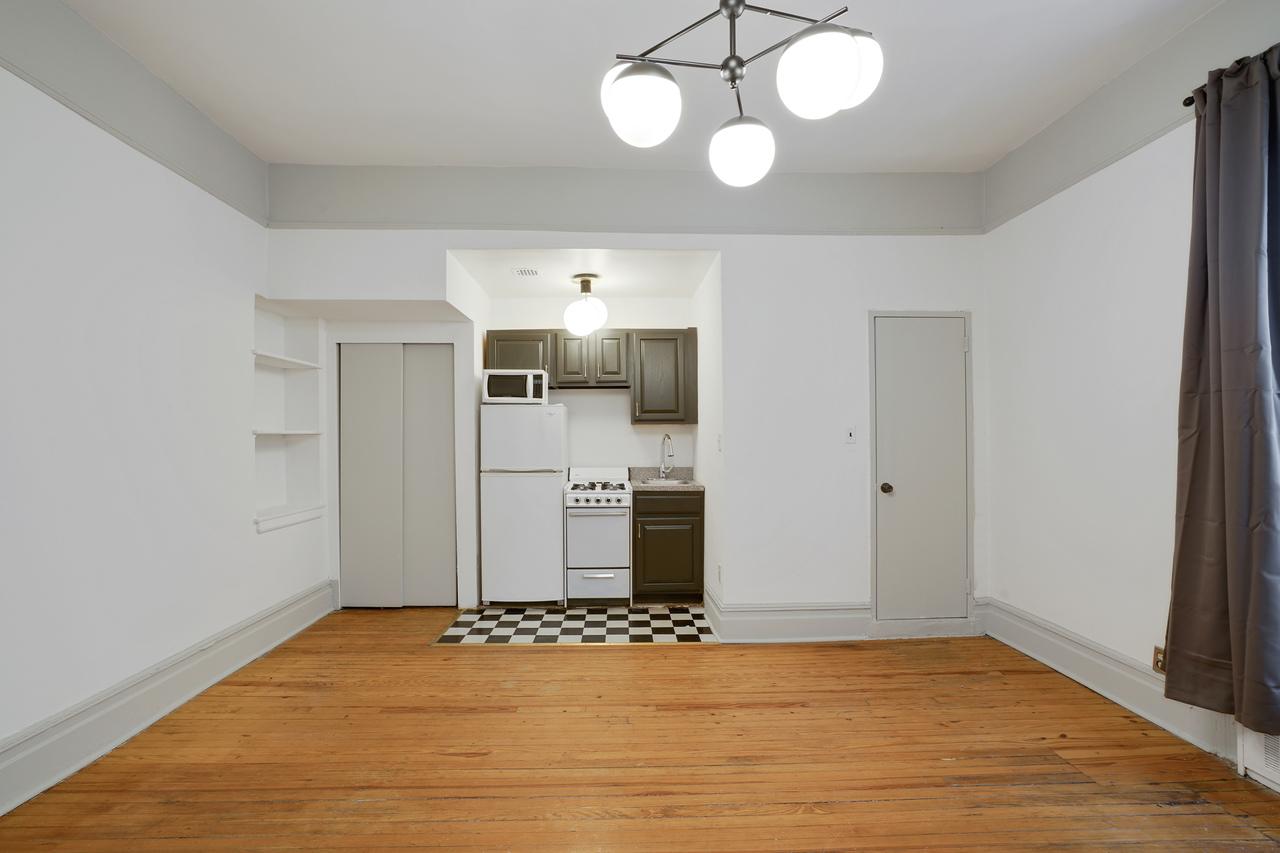 a room in Upper West Side photo 3