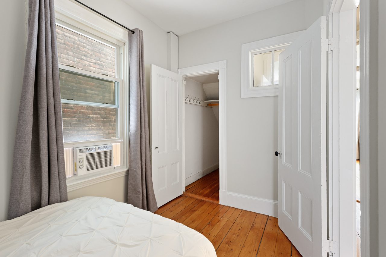private room in Jamaica Plain photo 3