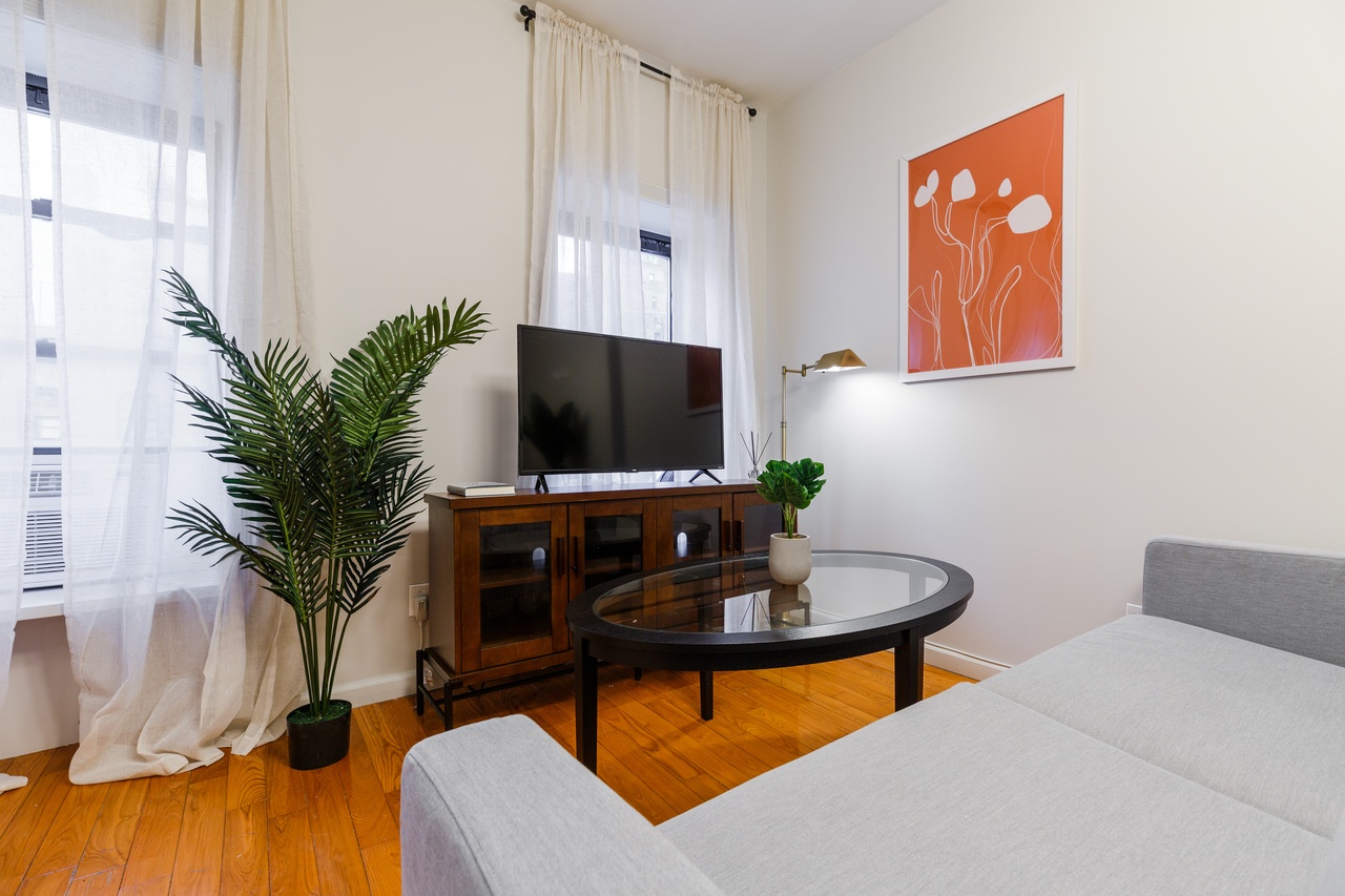 a room in Flatiron photo 2