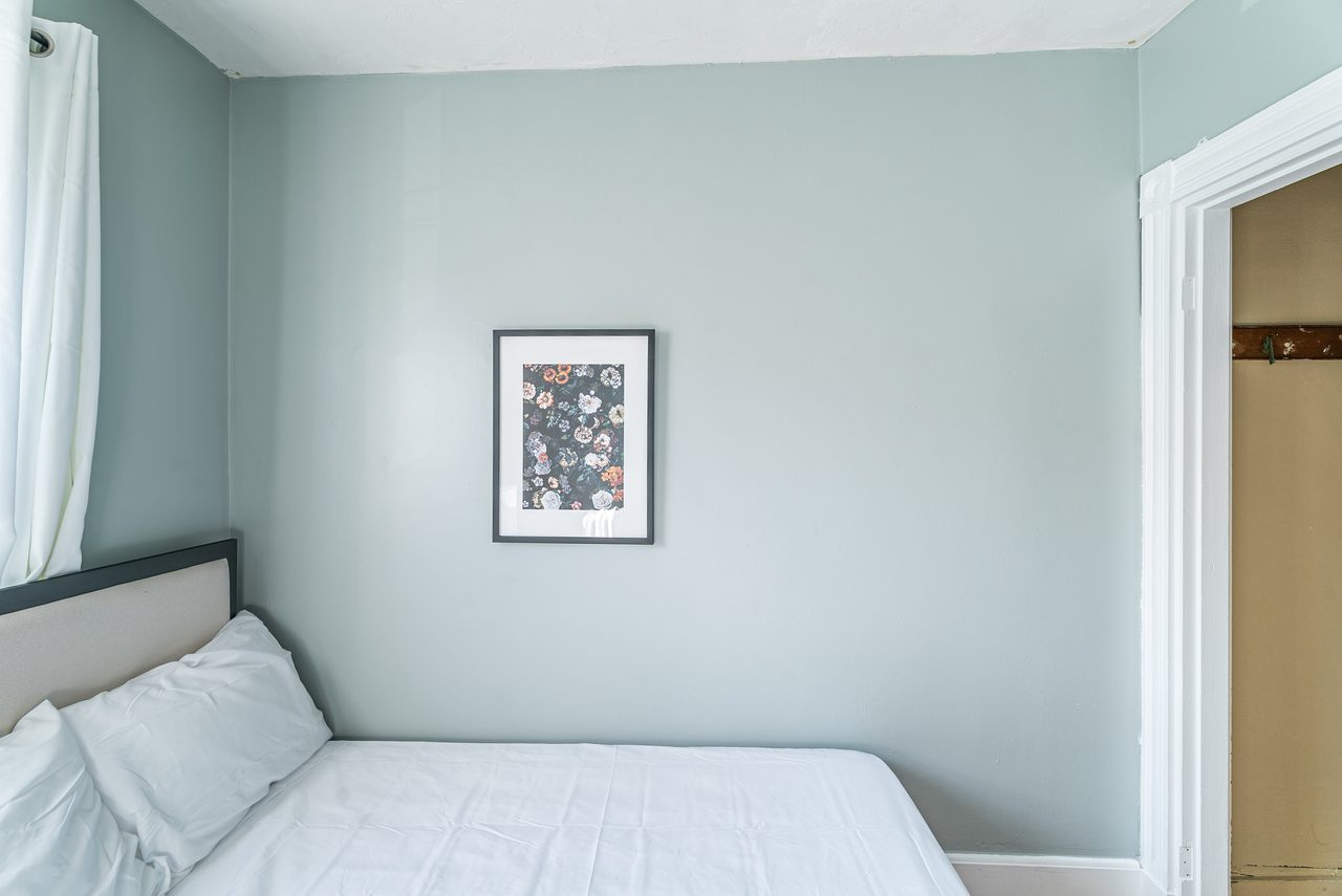 a room in Allston photo 2