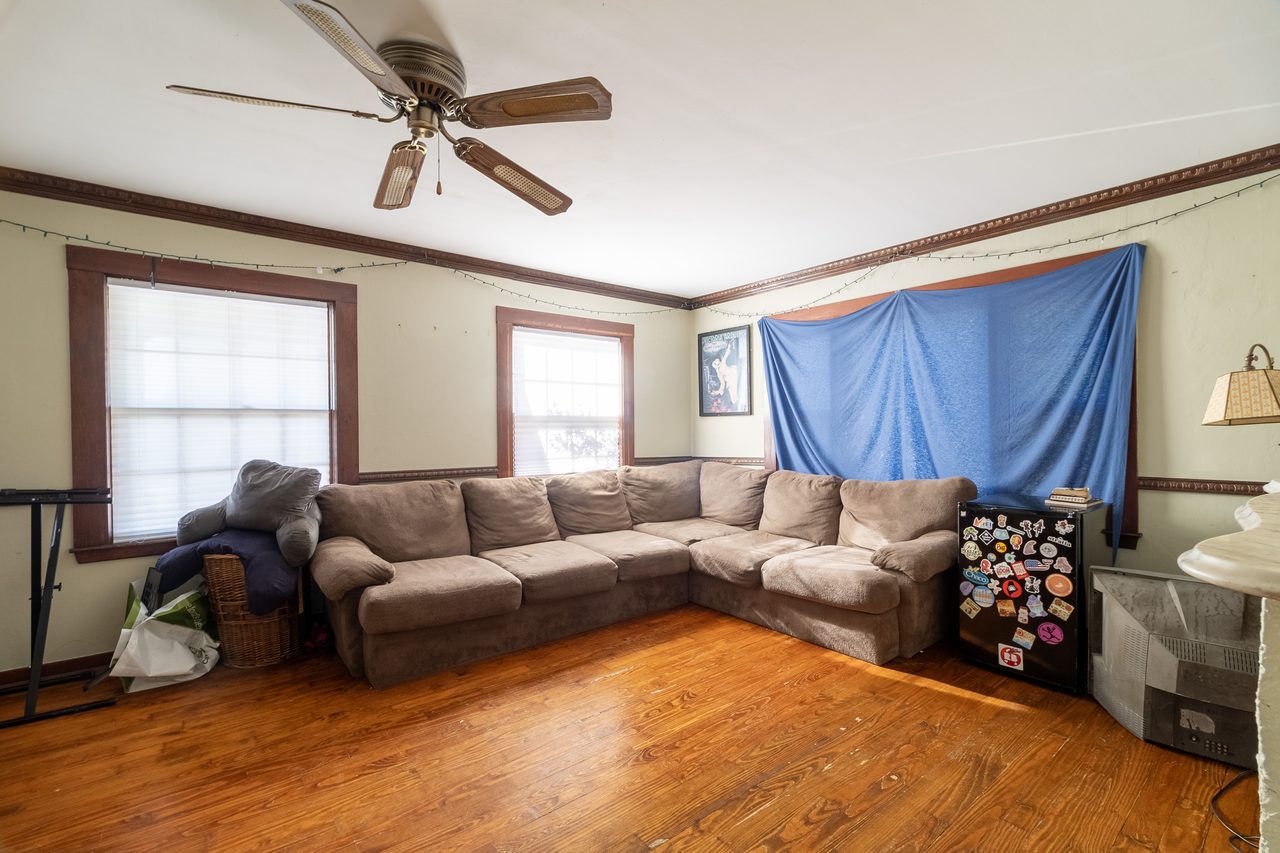 a room in Allston photo 5