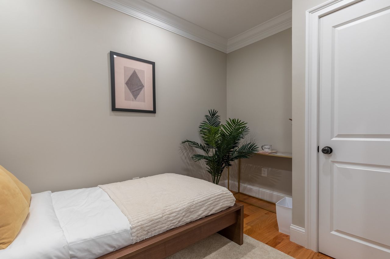 a room in North End photo 2
