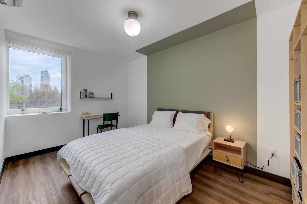 a room in Williamsburg photo 2